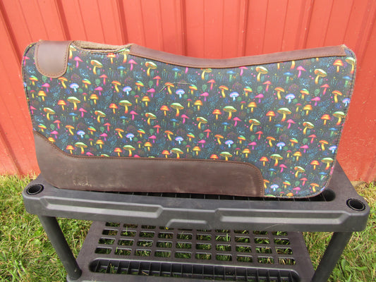 Hot Headstalls Neon Shrooms Wool Saddle Pad 30x30x3/4- NEW