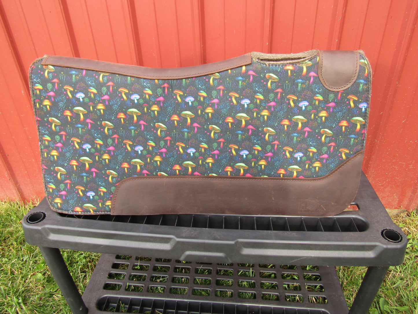 Hot Headstalls Neon Shrooms Wool Saddle Pad 30x30x3/4- NEW