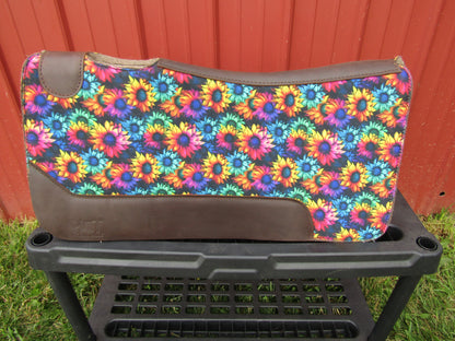 Hot Headstalls Rainbow Sunflowers Wool Saddle pad 30x30- NEW