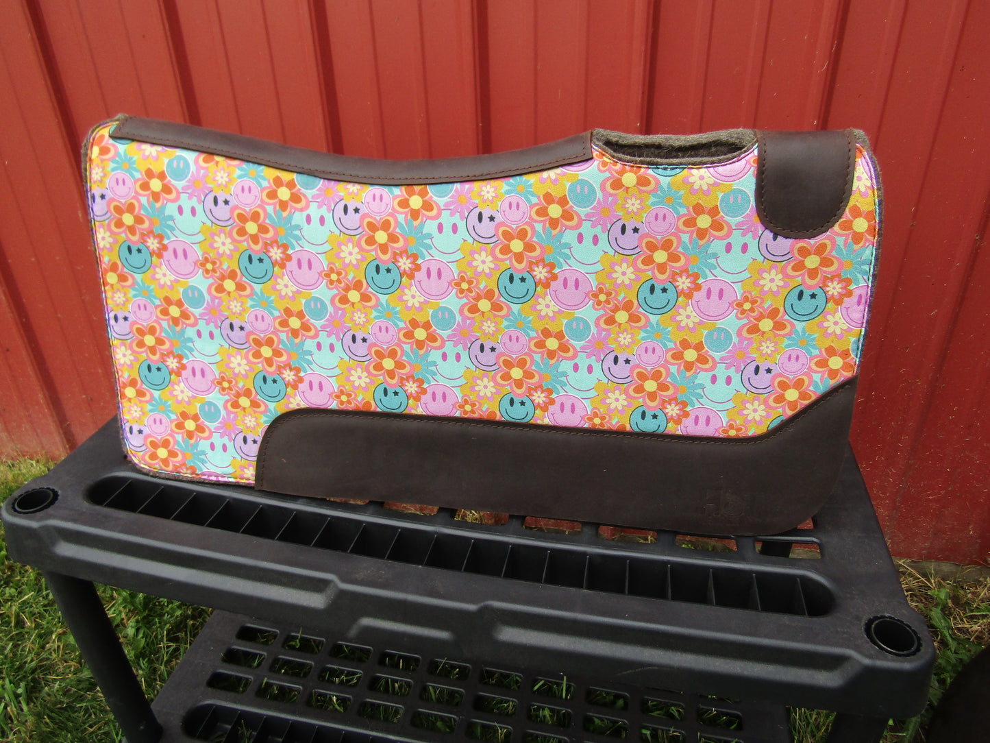 Hot Headstalls Hippie Smiles Limited Edition Wool Saddle Pad - NEW